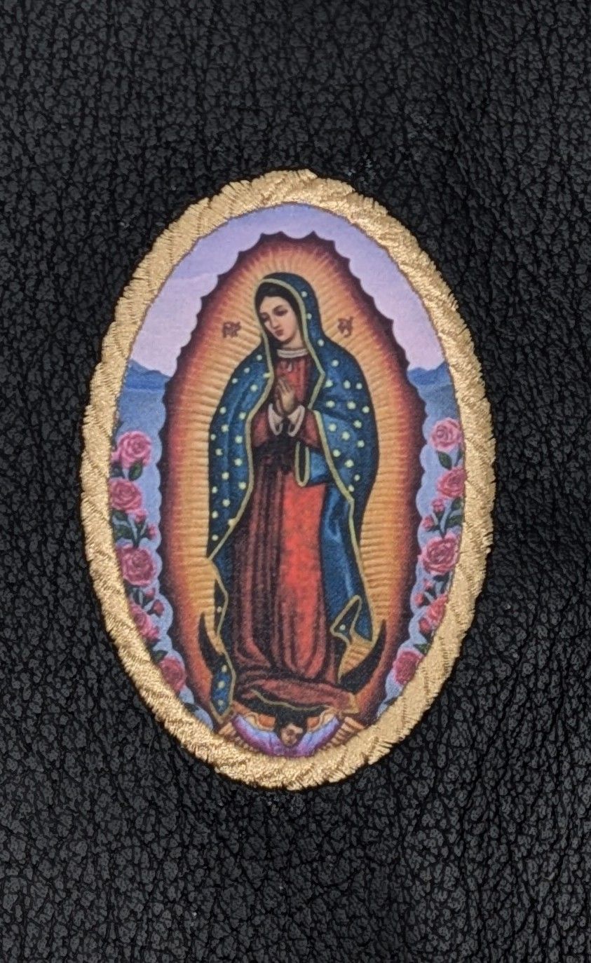 Medallion Leather Missal Cover β Zipped & Personalised Catholic Prayer Book Cover - Image 7